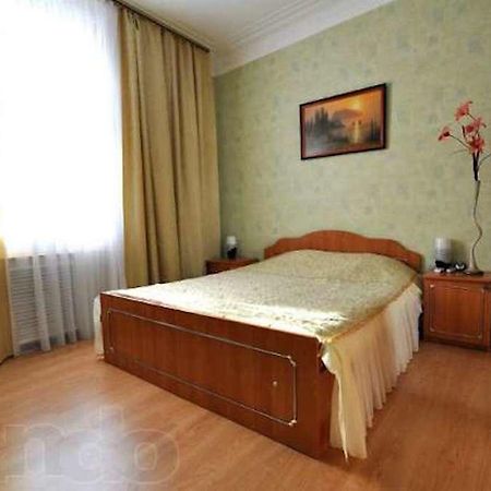 Apartments On Bolshaya Morskaya 65 ムィコラーイウ エクステリア 写真